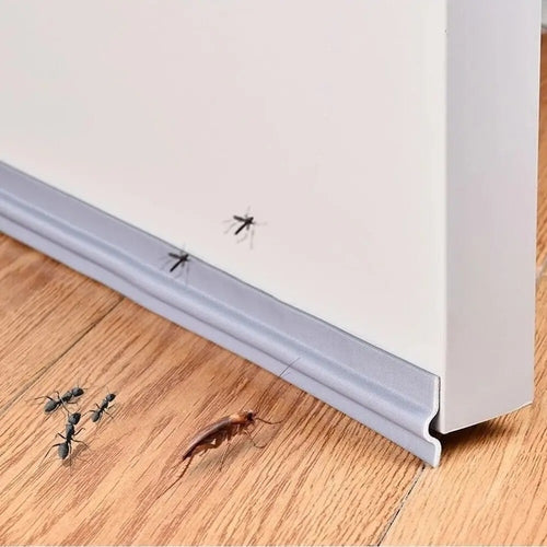 Bande d'étanchéité imperméable pour porte et fenêtre