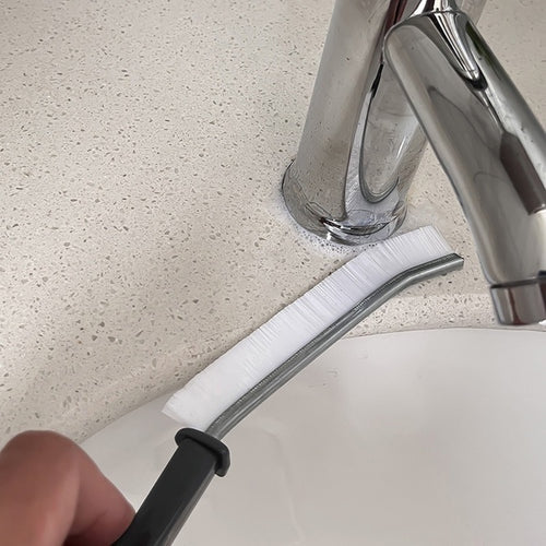 Brosse de nettoyage multifonction pour coins et fentes