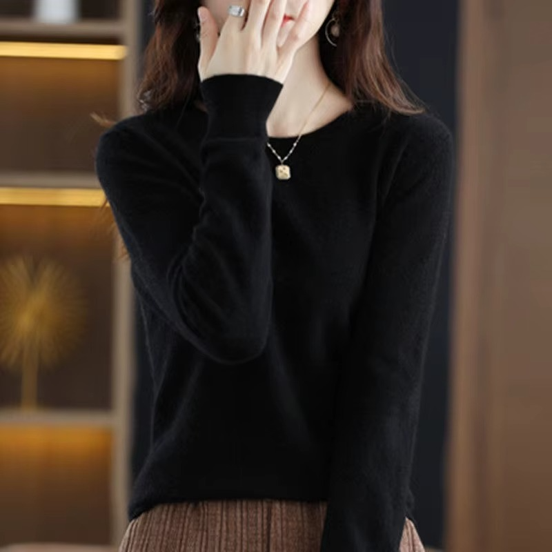 Pull femme basique d’hiver en maille