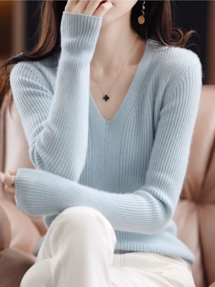 Pull femme basique en laine à col en V