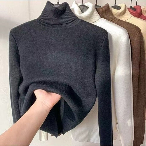 Pull femme à col roulé doublé en velours