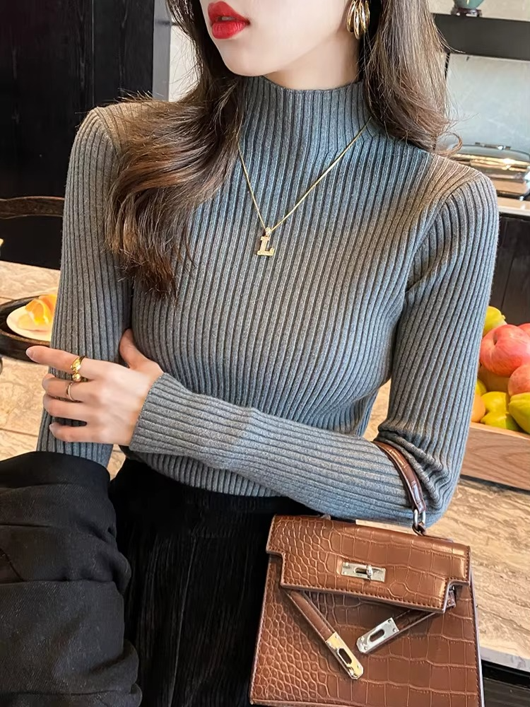 Pull femme d’hiver à col roulé