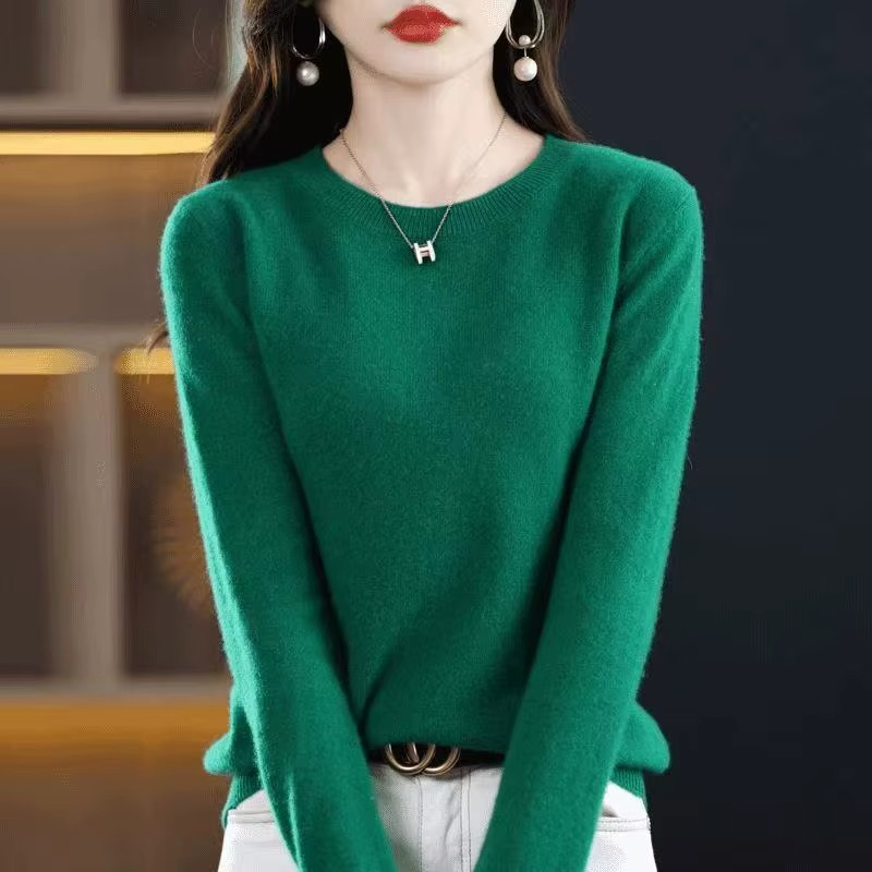 Pull femme en laine classique à col rond