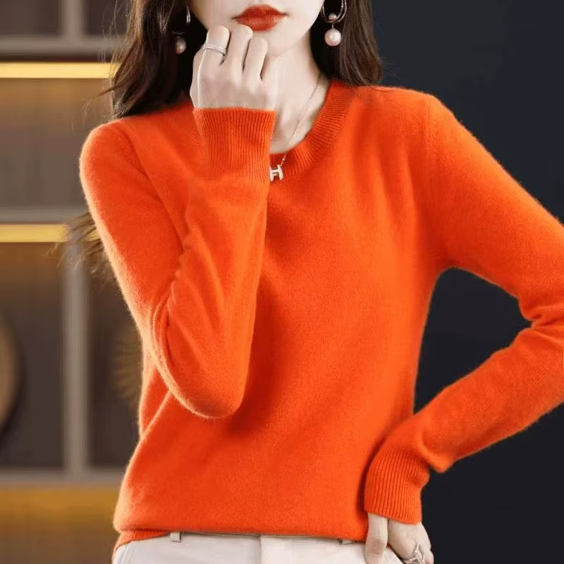 Pull femme en laine classique à col rond