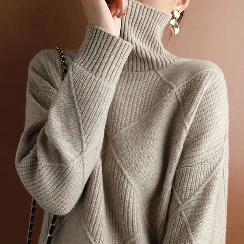 Pull femme en laine à col roulé