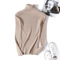 Pull femme en maille à col roulé