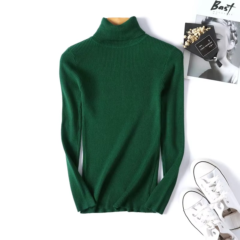 Pull femme en maille à col roulé